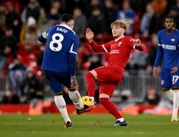 而骑士通过 而骑士通过