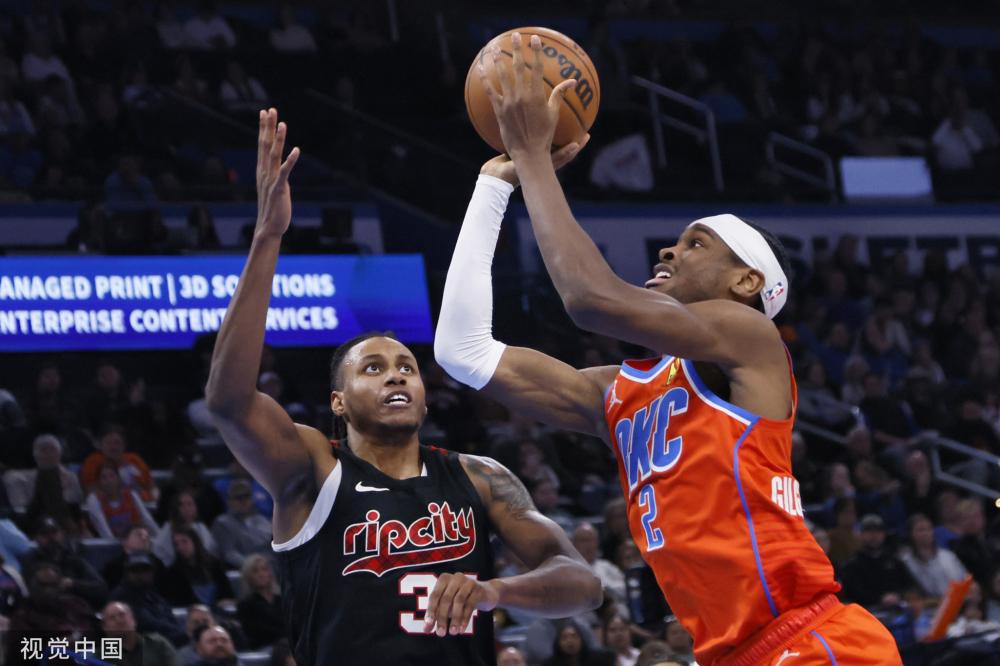 从俱乐部的 从俱乐部的