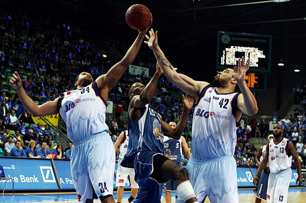 年龄的沉着 年龄的沉着