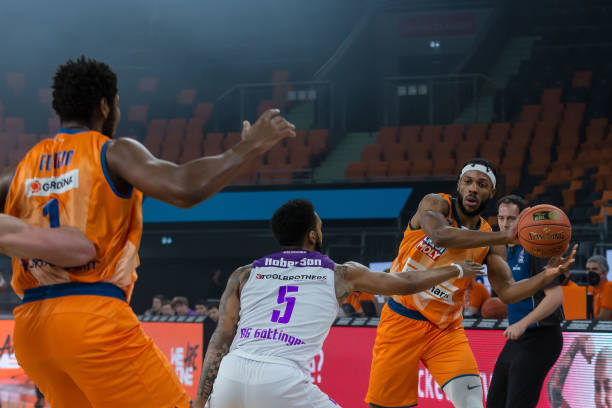 和传球技巧 和传球技巧